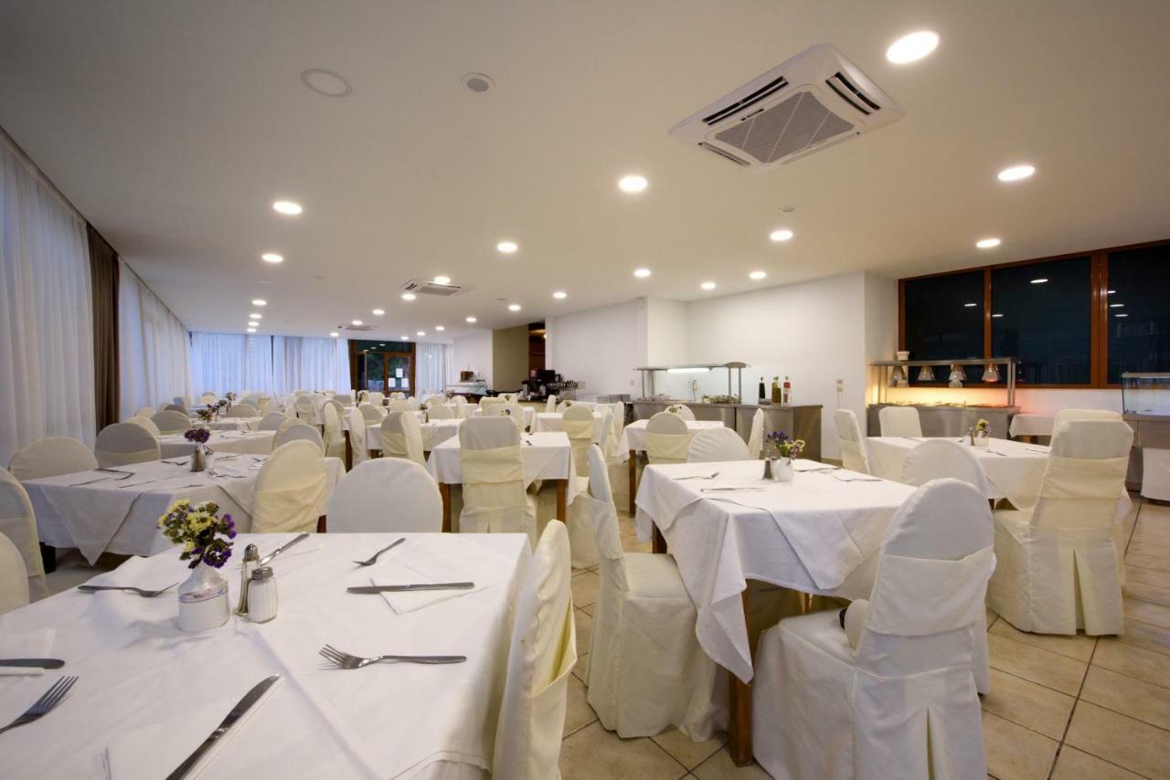 Amalia Hotel - Adults Only Dassia  Exterior photo